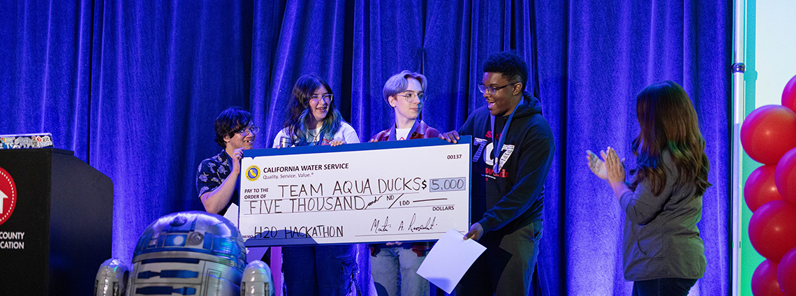 Students Hack the Flood at H2O Hackathon